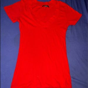 3 Red short sleeve shirts